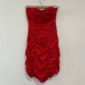 EXPRESS sz 0 Red strapless dress ruched